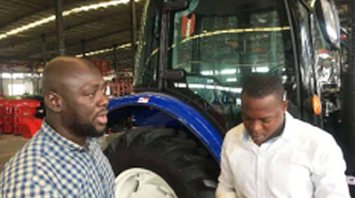 SYNBON’Africa customer visit tractor factory.